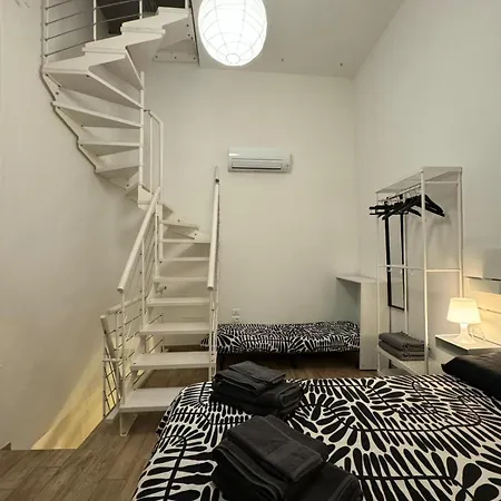 Corte Del Carmine Bari