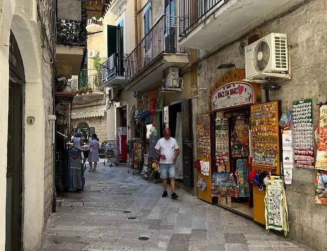 Corte Del Carmine Bari