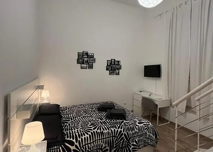 Corte Del Carmine Bari